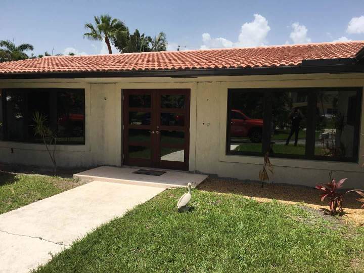 Automotive Window Tinting Plantation